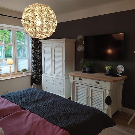 Ferienwohnung Im Erdgeschoss In Der Altstadt Von Heiligenhafen Buitenkant foto